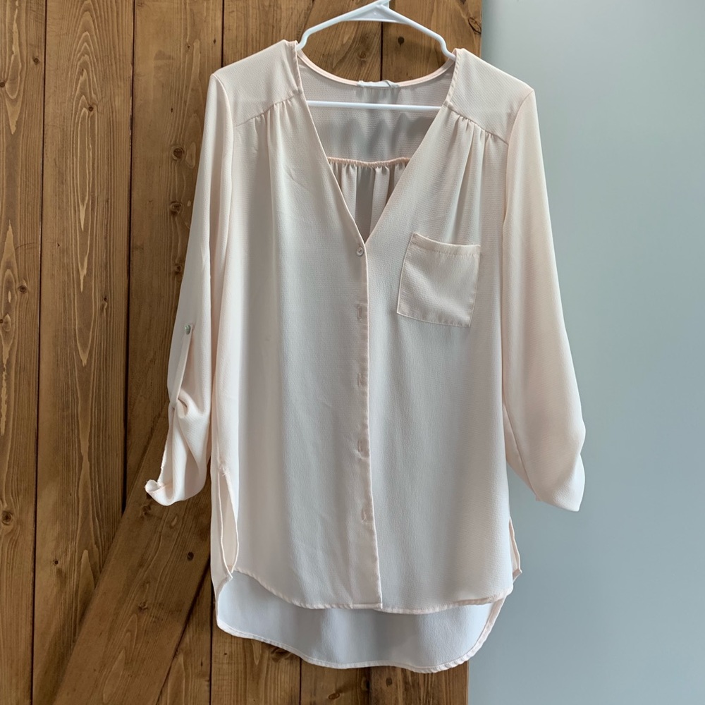 Women’s button up shirt